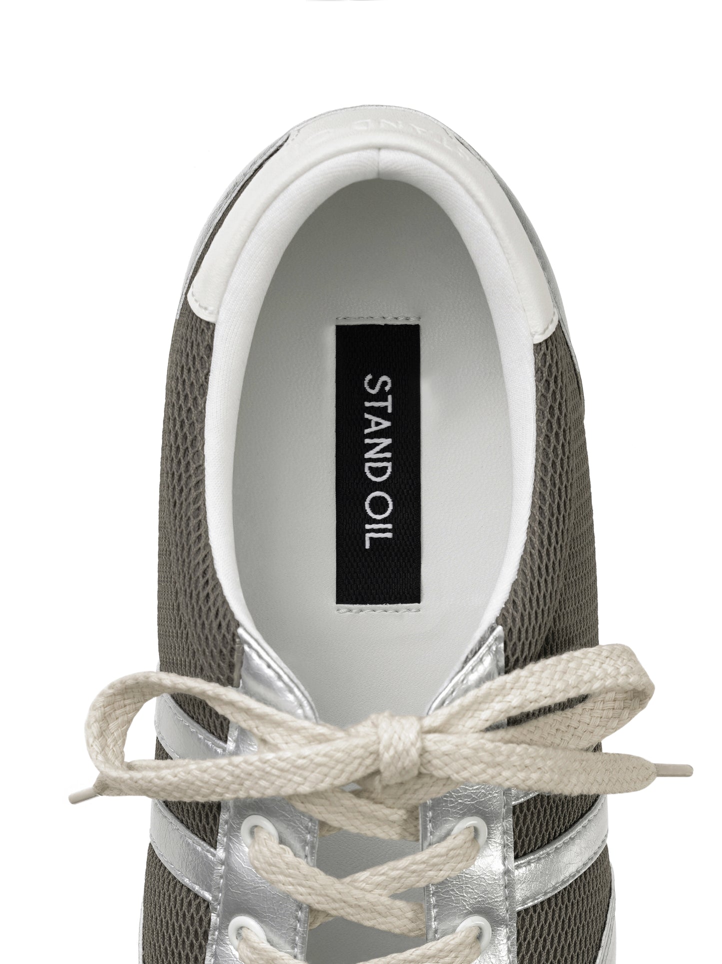 Morrow Square Sneakers · マロウ スクエア スニーカー(シルバー)