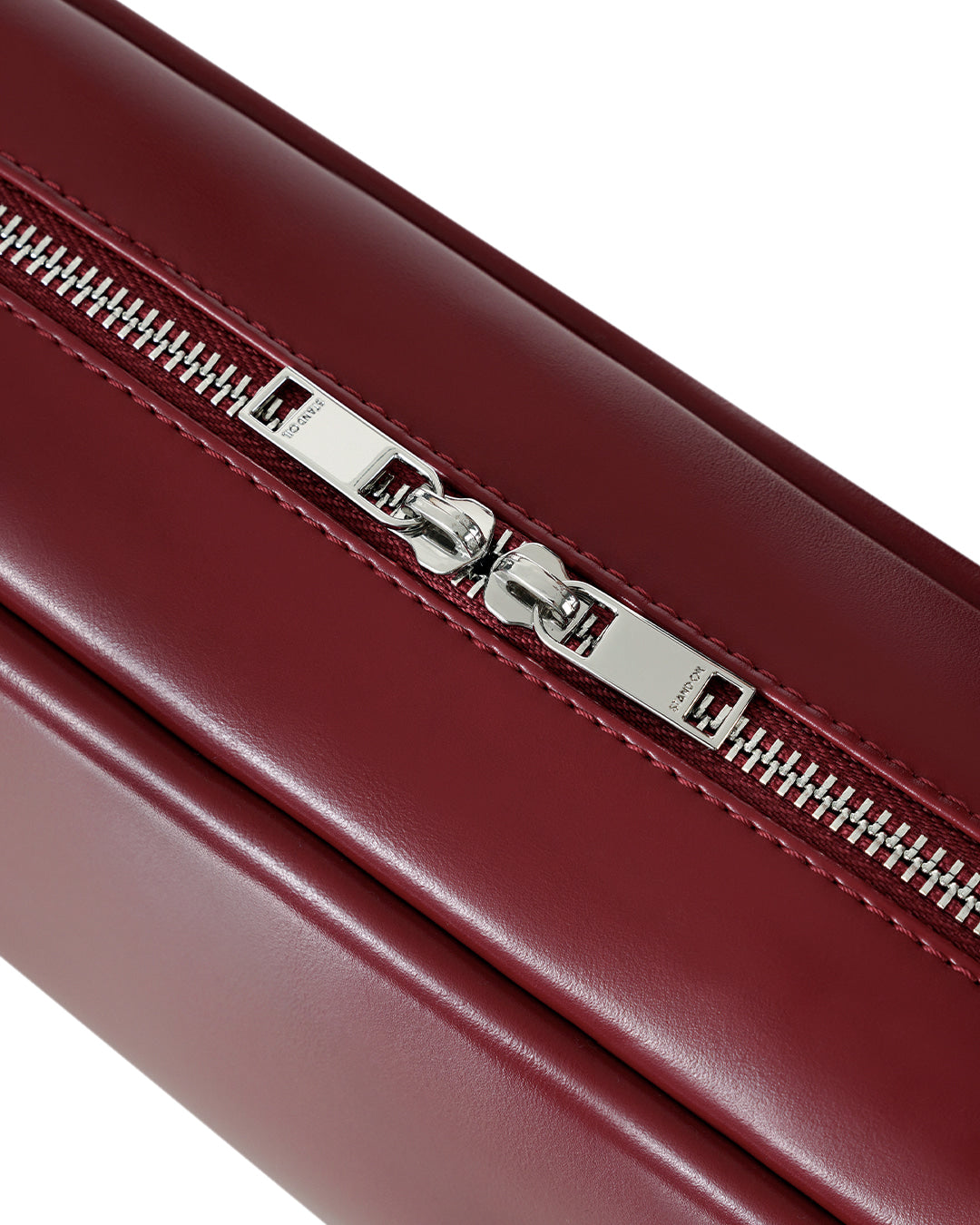 More Baguette Bag · モアバゲットバッグ (レッドワイン)