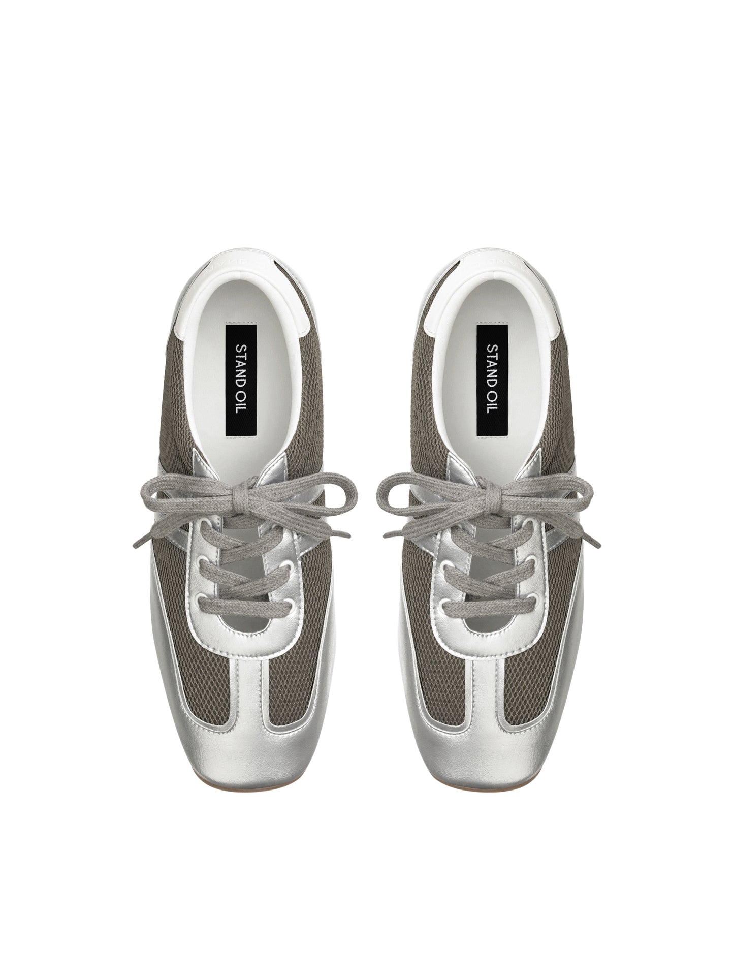 Morrow Square Sneakers · マロウ スクエア スニーカー(シルバー)