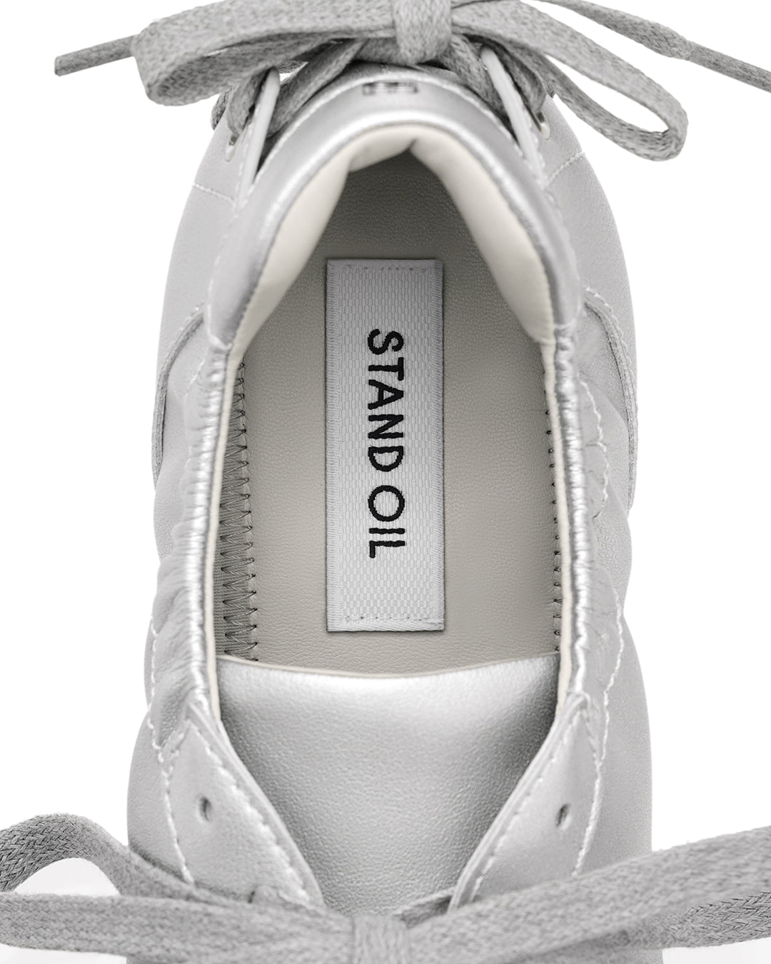 Double Tied Sneakers ・ ダブルタイドスニーカー (シルバー)