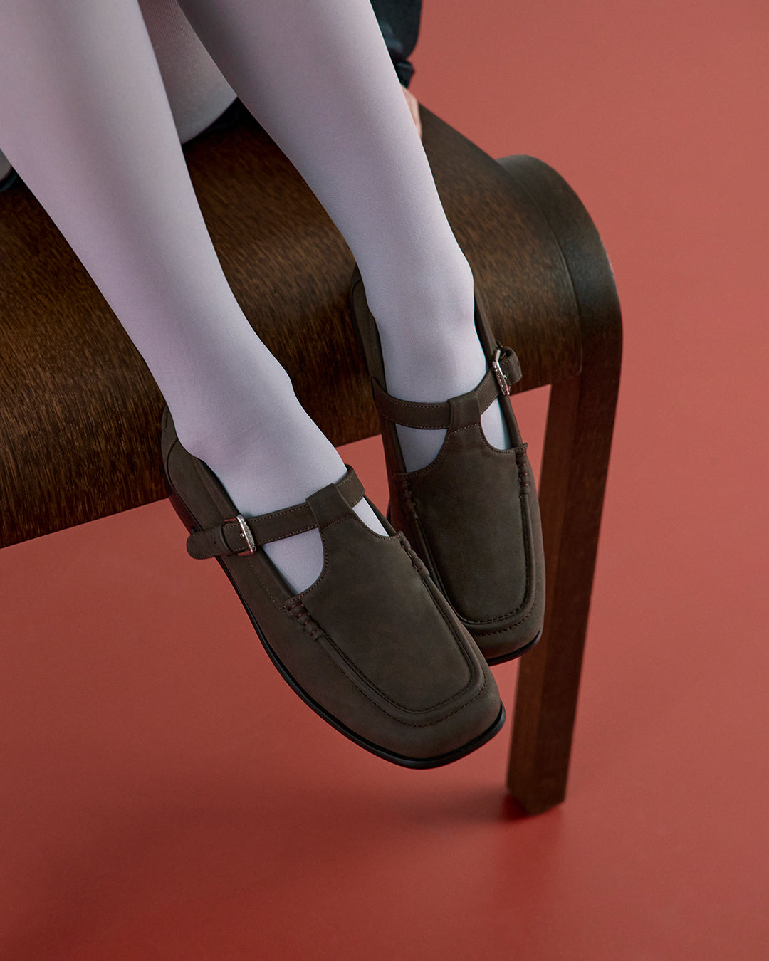 Jane T Strap Loafer ・ ジェーンティーストラップローファー (マロン)