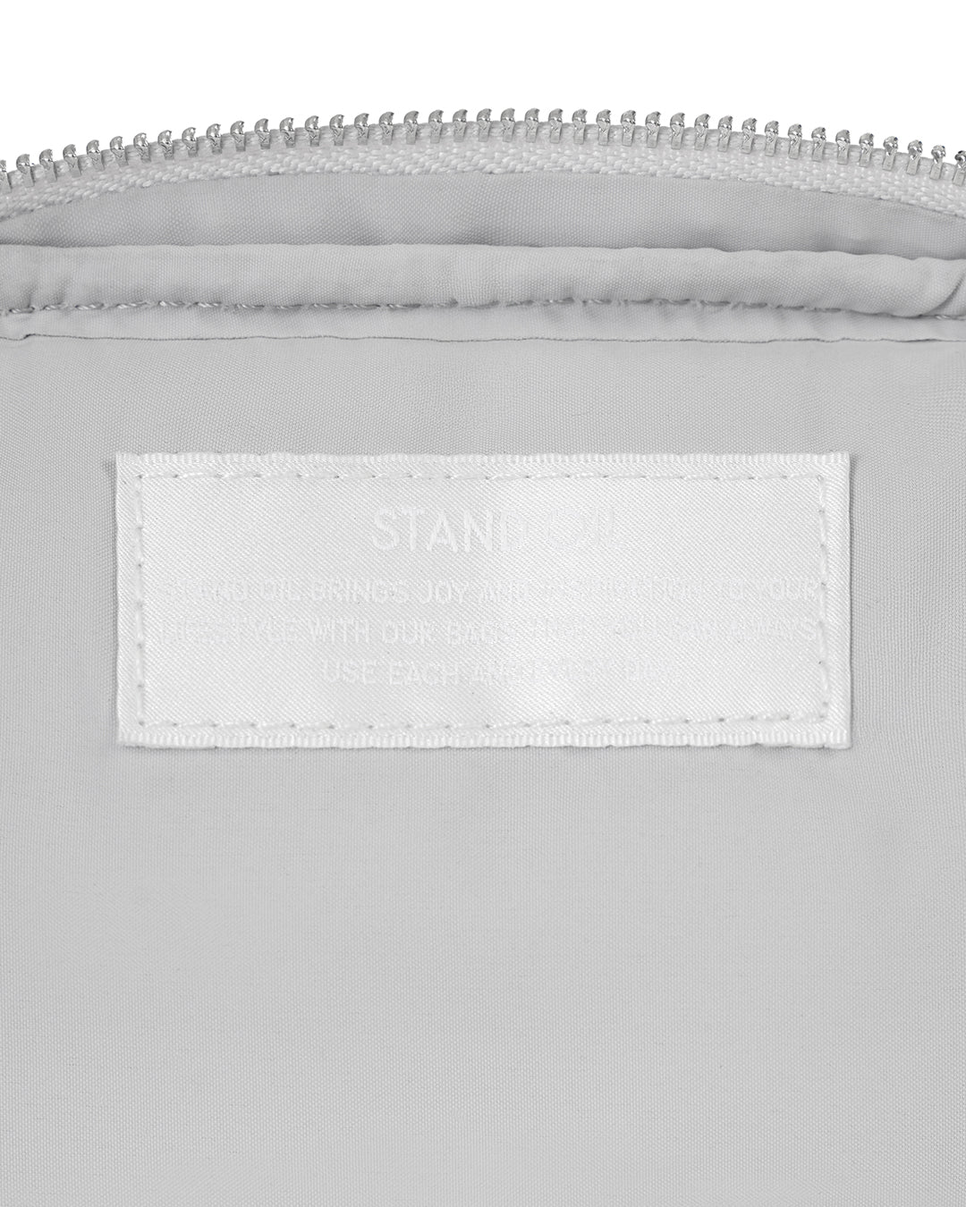 Bubble Pouch · バブルポーチ (シルバー)