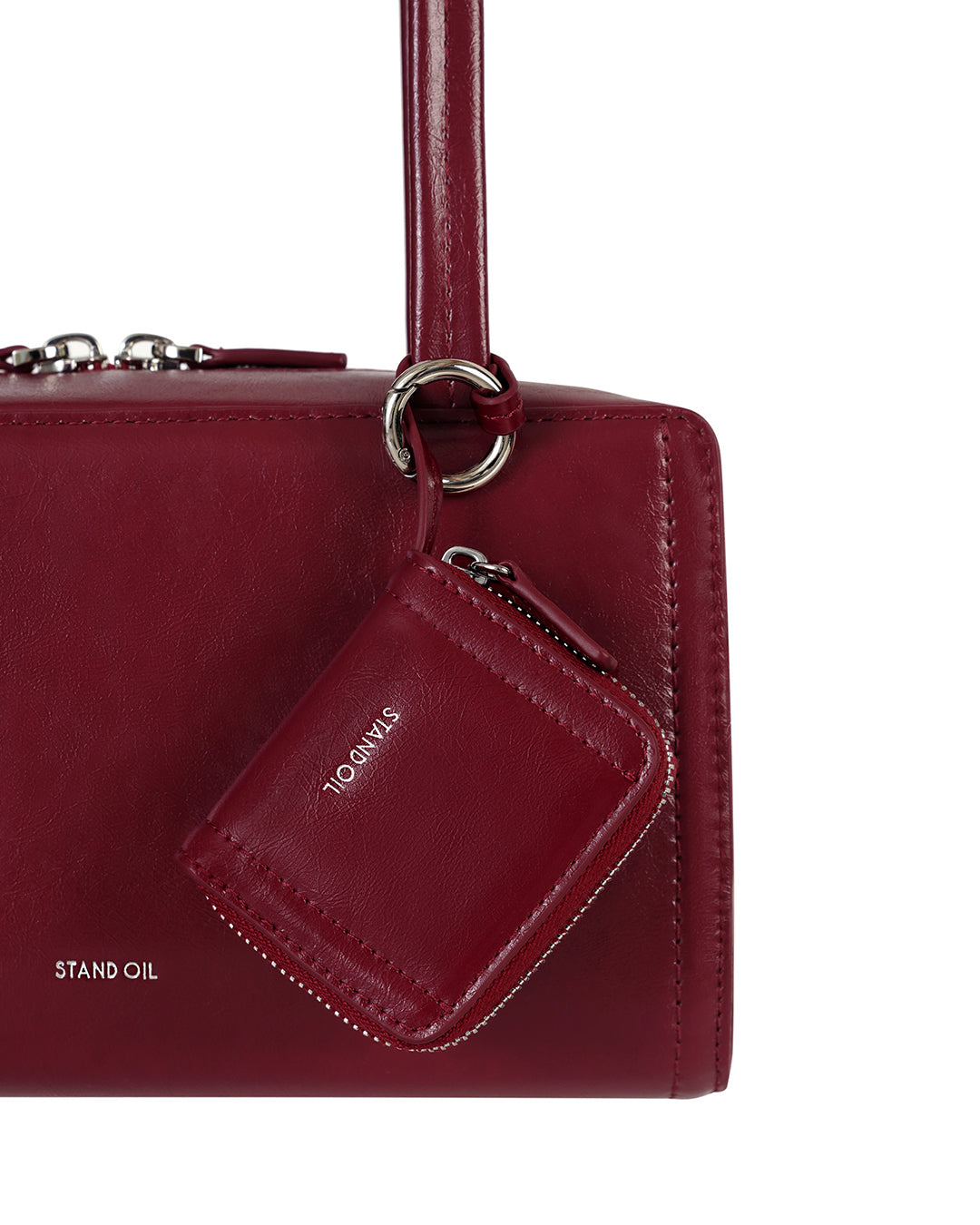 STAND OIL 赤　レッド レザーショルダーバッグ　ワインレッド STAND OIL 赤 レッド レザーショルダーバッグ ワインレッド STAND OIL