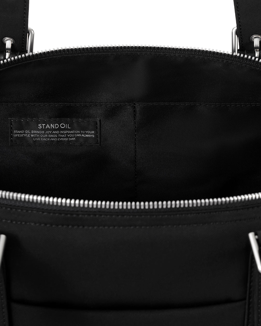 Comfy Duffle Bag · コンフィダッフルバッグ (ブラック)