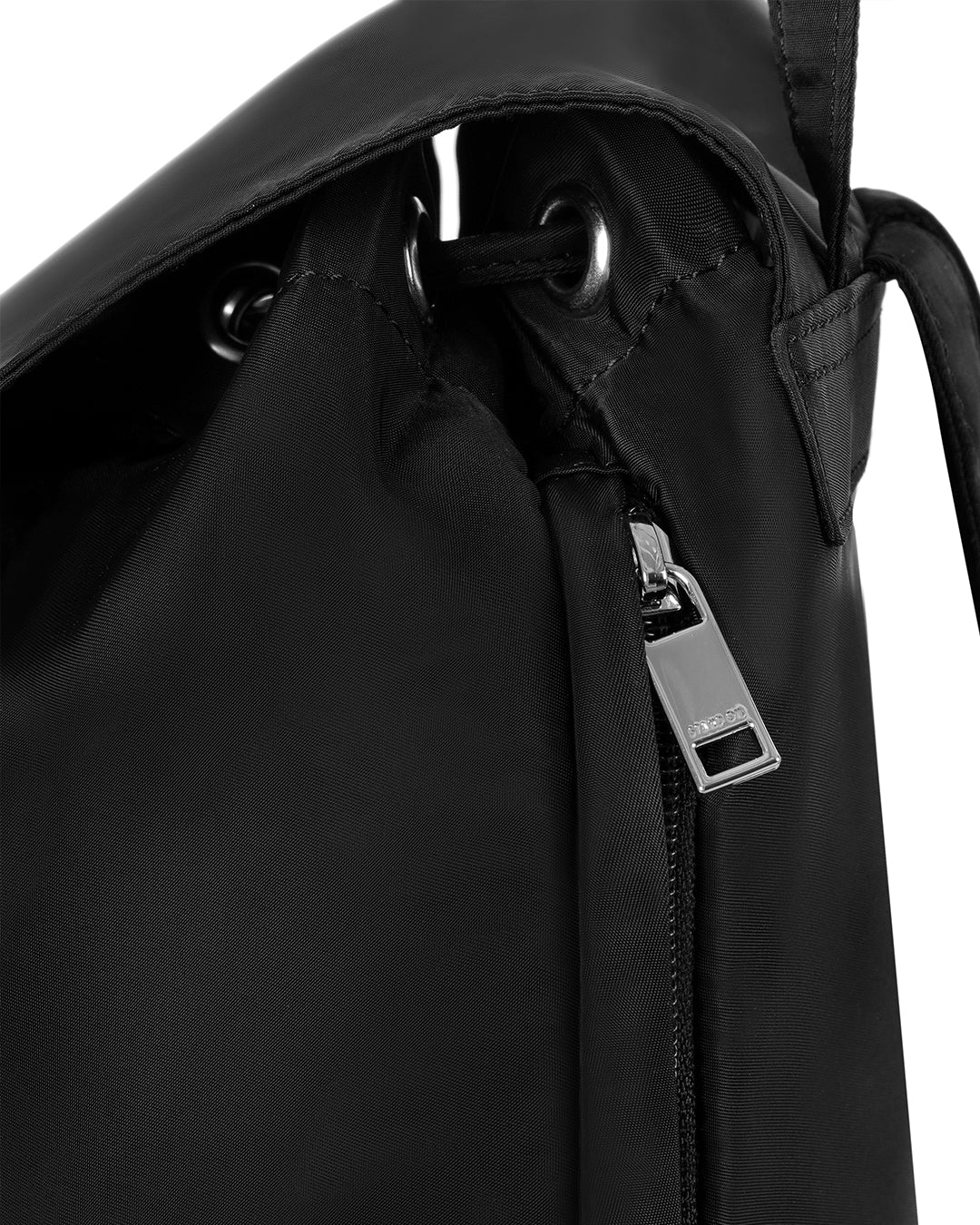 Hug Backpack / Black· ハグバックパック (ブラック)